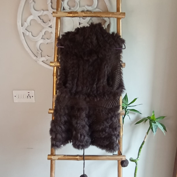 Ameise Faux Fur Knitted Vest NWT - Picture 17 of 17